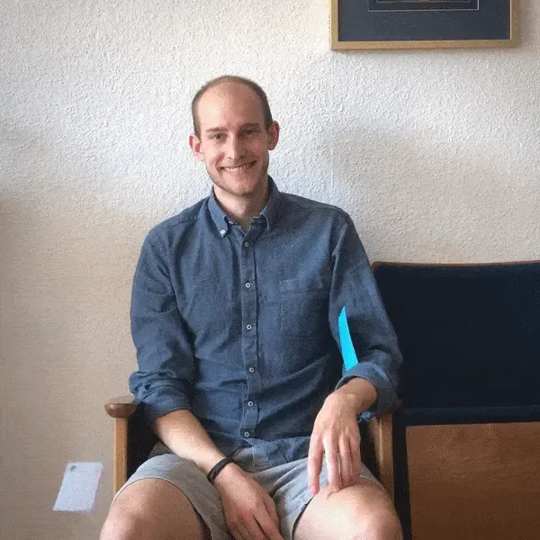 Ein Portraitbild von Benjamin Pleuser